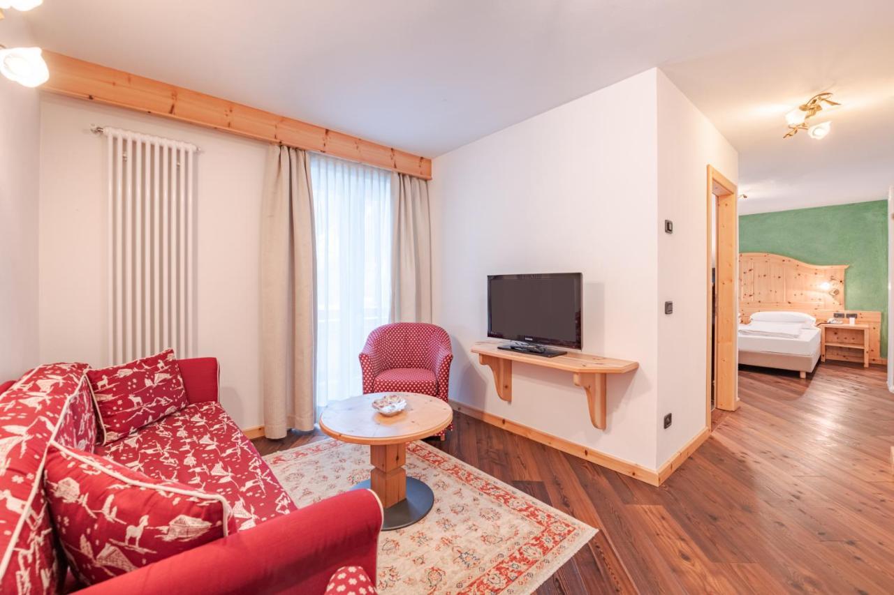 Hotel Foresta Moena Ngoại thất bức ảnh